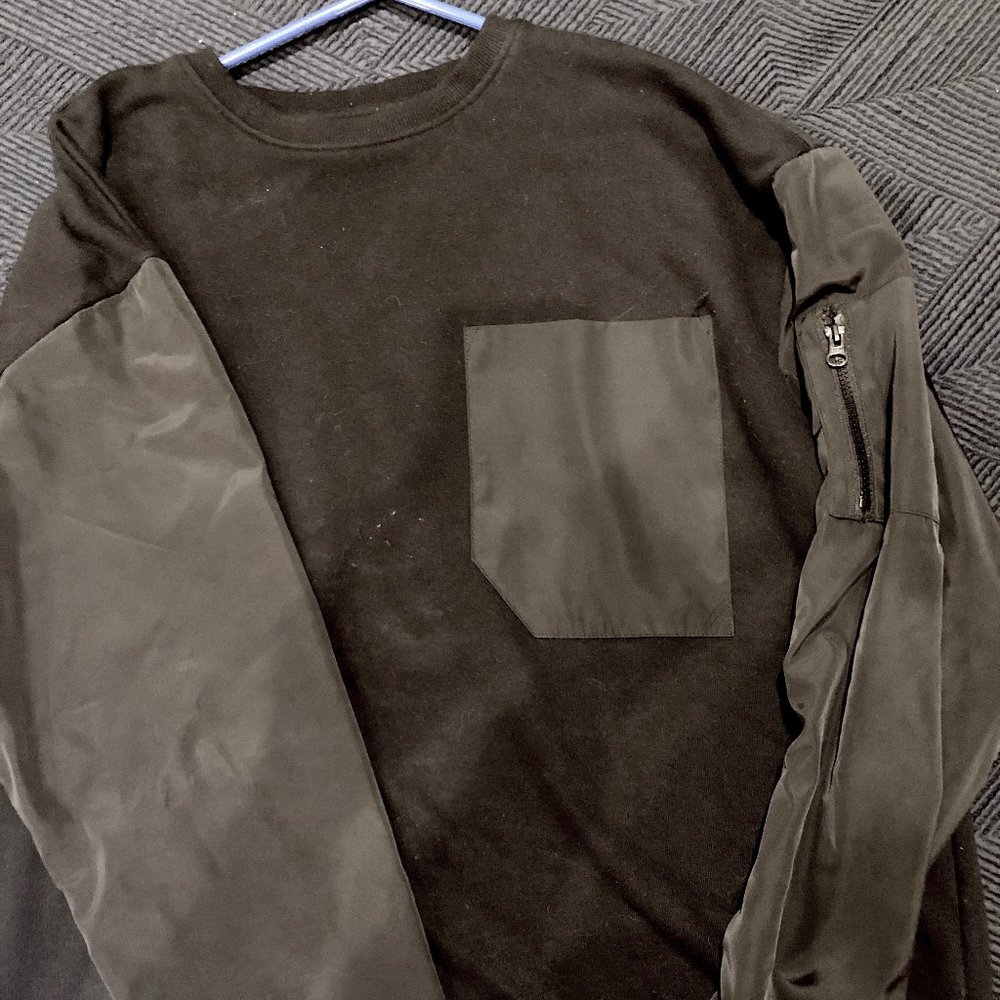 Original Use Black and Grey Sweatshirt